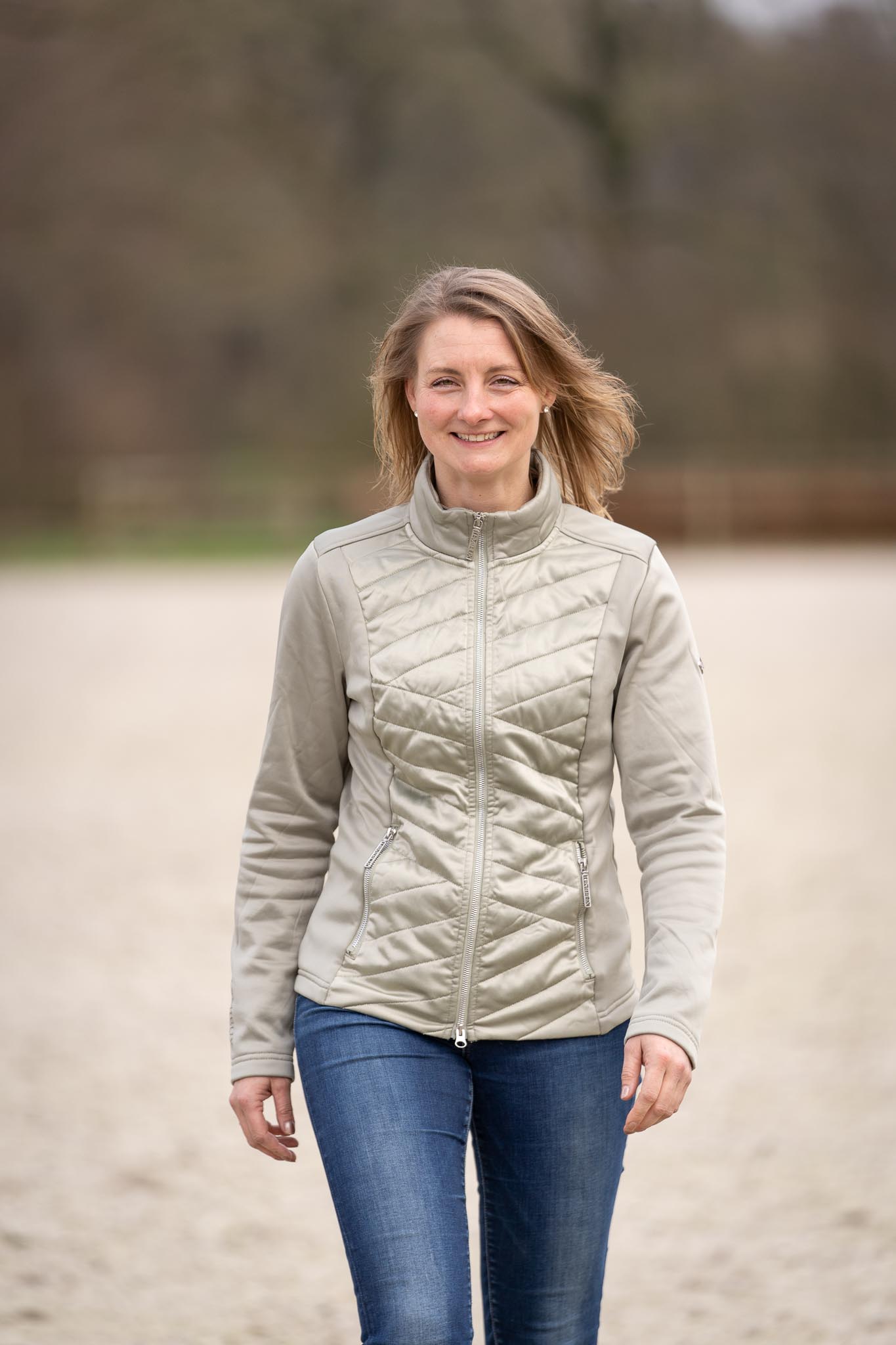 Lizzy Visscher – de Koning_Manege ‘t Hoogt & Paardgeluk